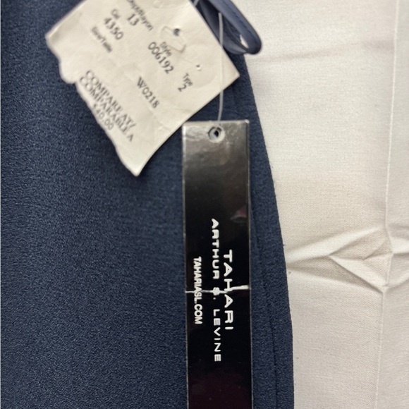 Tahari Pencil Skirt Navy - Picture 4 of 9